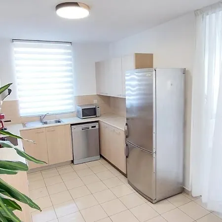 דירה City Flats 2 Bedroom לרנקה