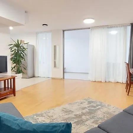 דירה City Flats 2 Bedroom